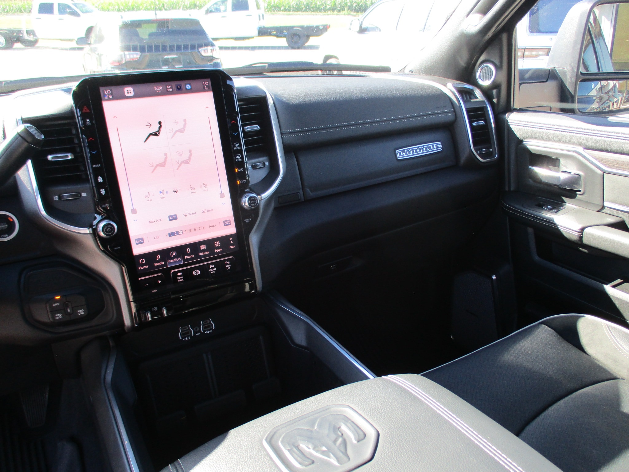2025 RAM Ram 2500 Pickup Laramie - Photo 13