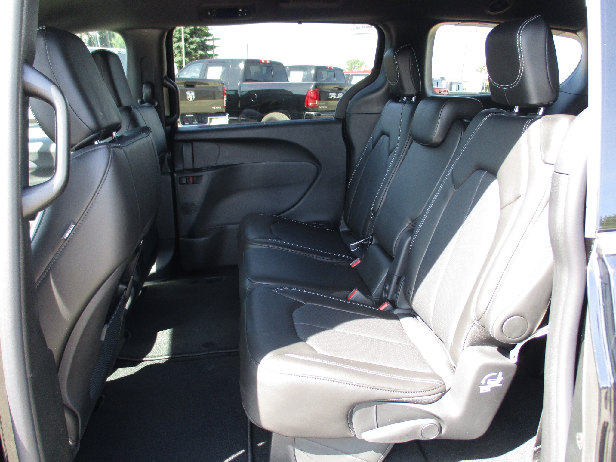 Photo 42