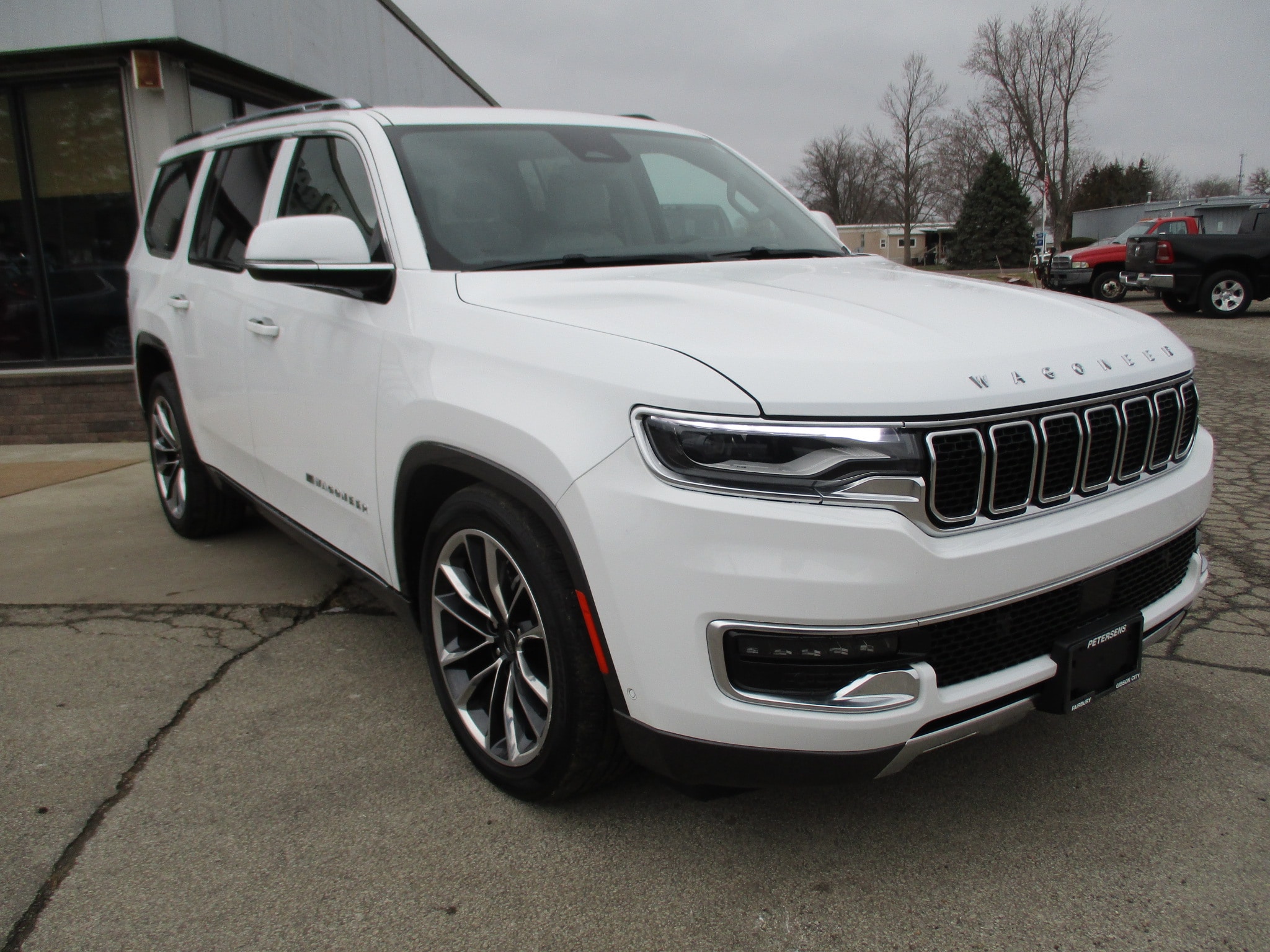 2022 Jeep Wagoneer Series III's photo