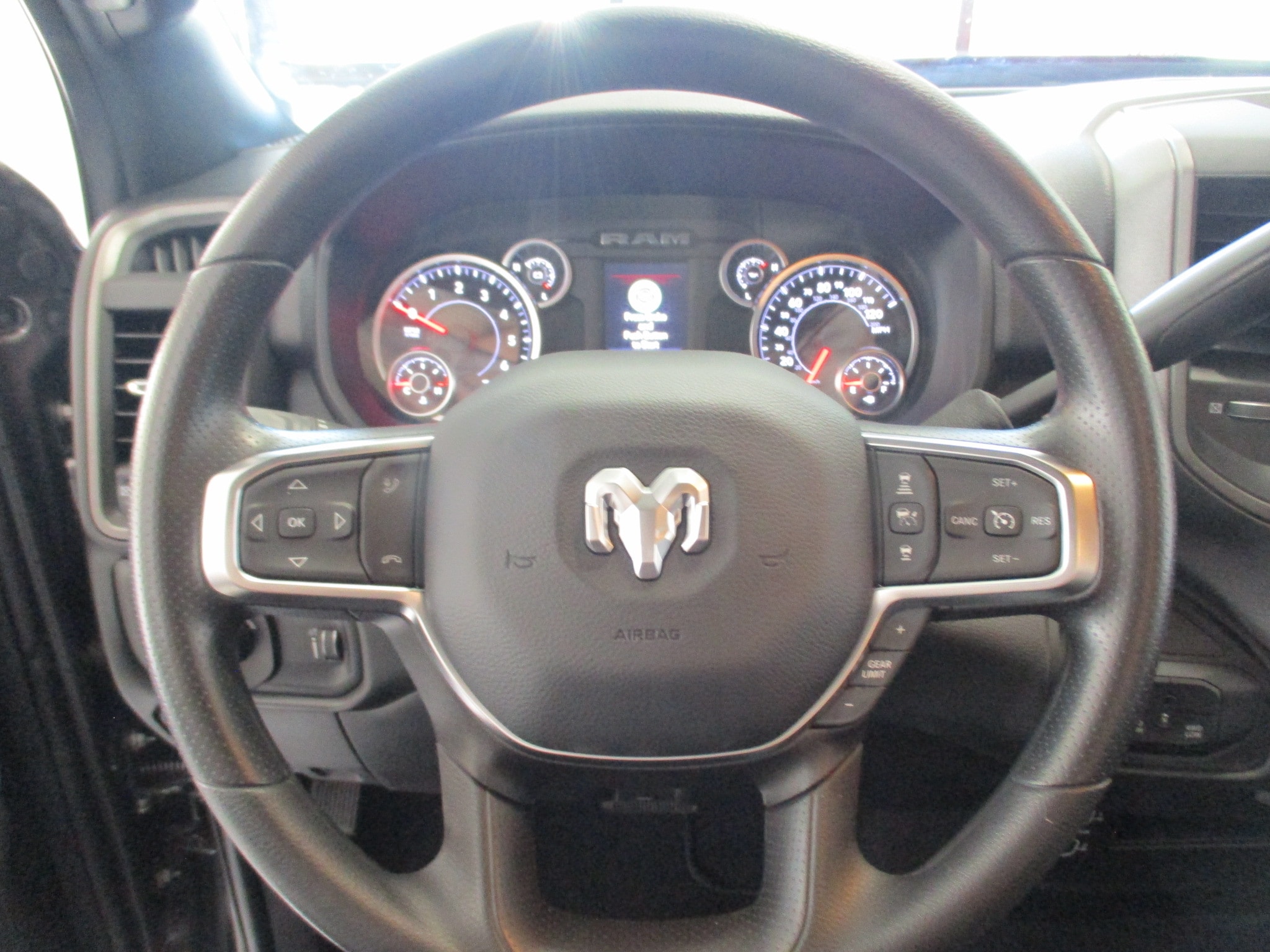 2025 RAM Ram 2500 Pickup Tradesman - Photo 14