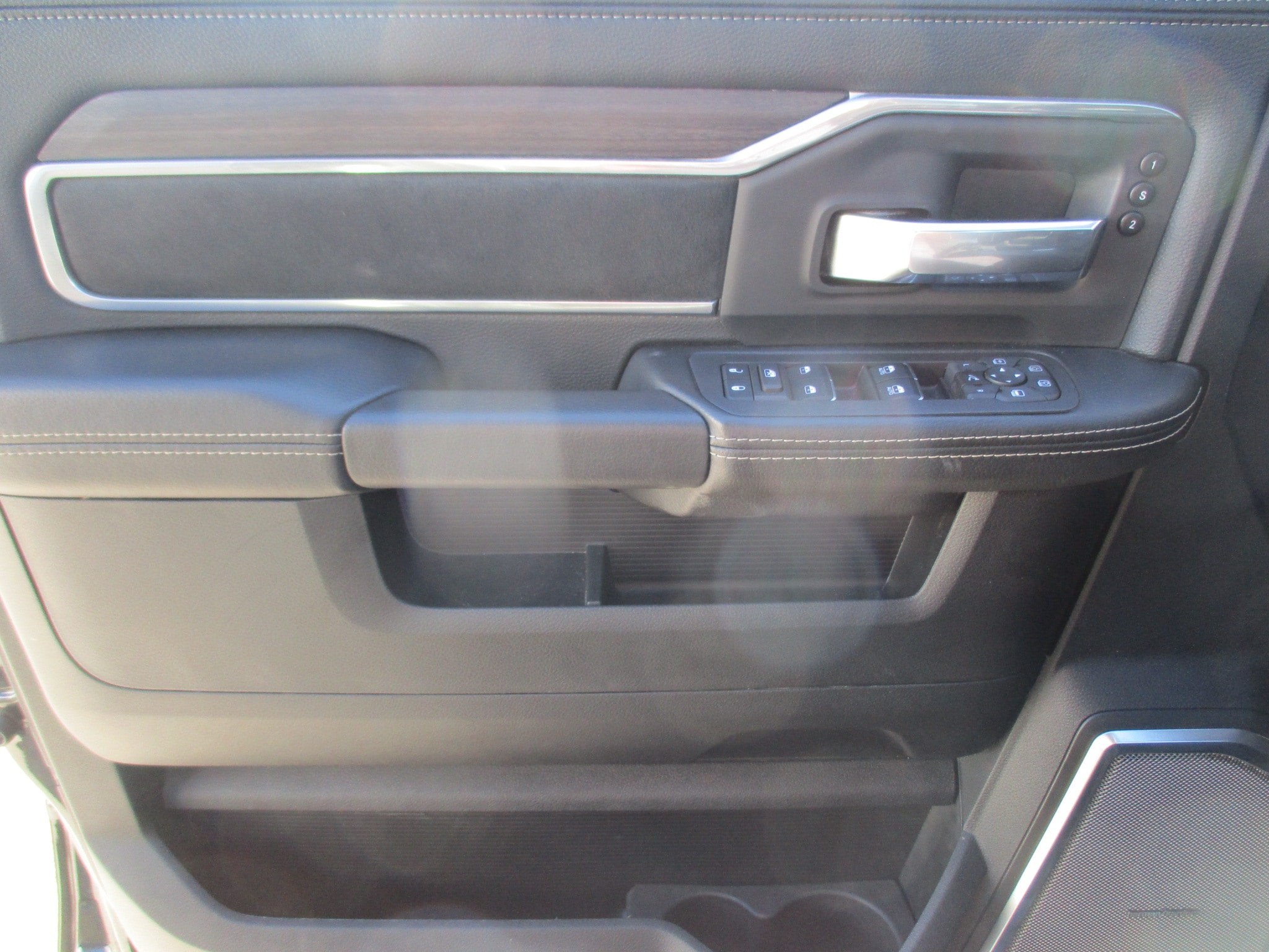 2025 RAM Ram 2500 Pickup Laramie - Photo 14