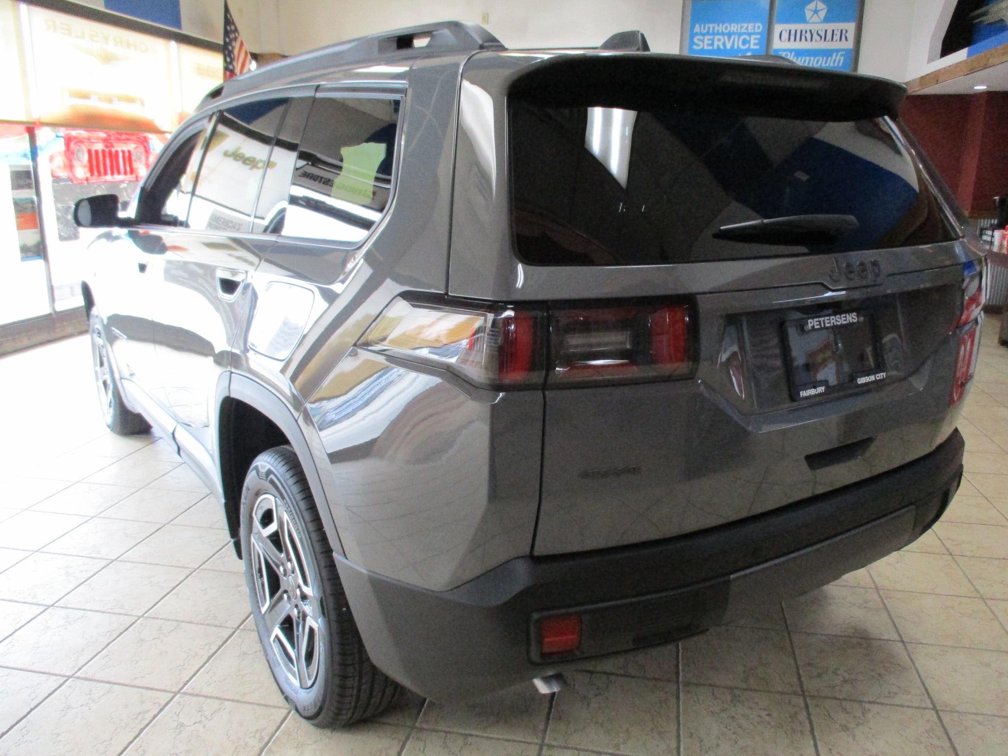 View vehicle photo 3