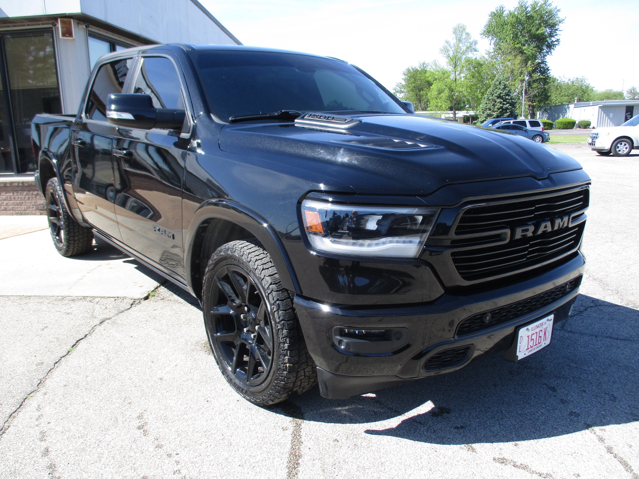 2020 RAM 1500 Laramie 4x4 Crew Cab 5'7's photo