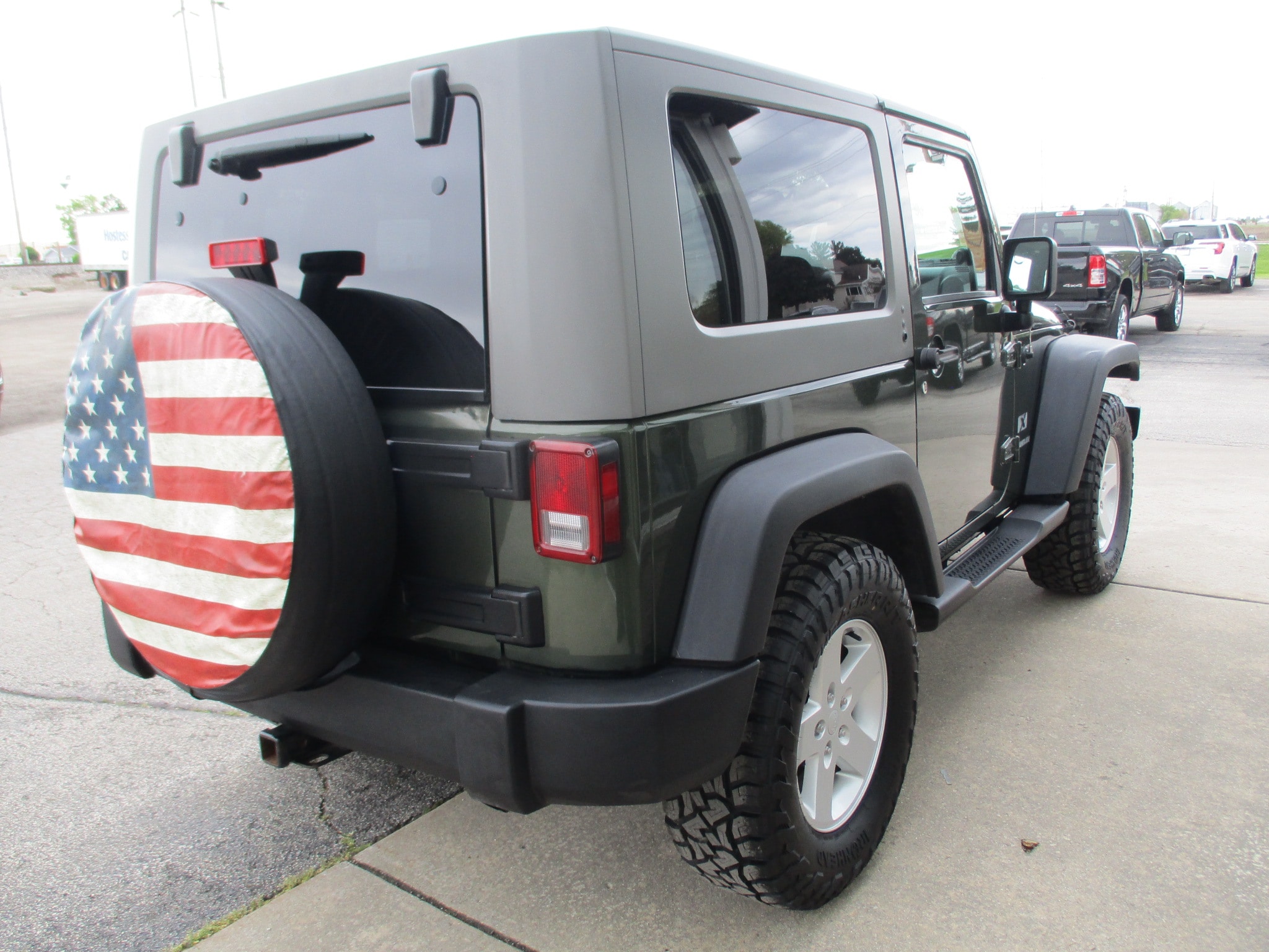 Used 2008 Jeep Wrangler X with VIN 1J4FA24108L627386 for sale in Gibson City, IL