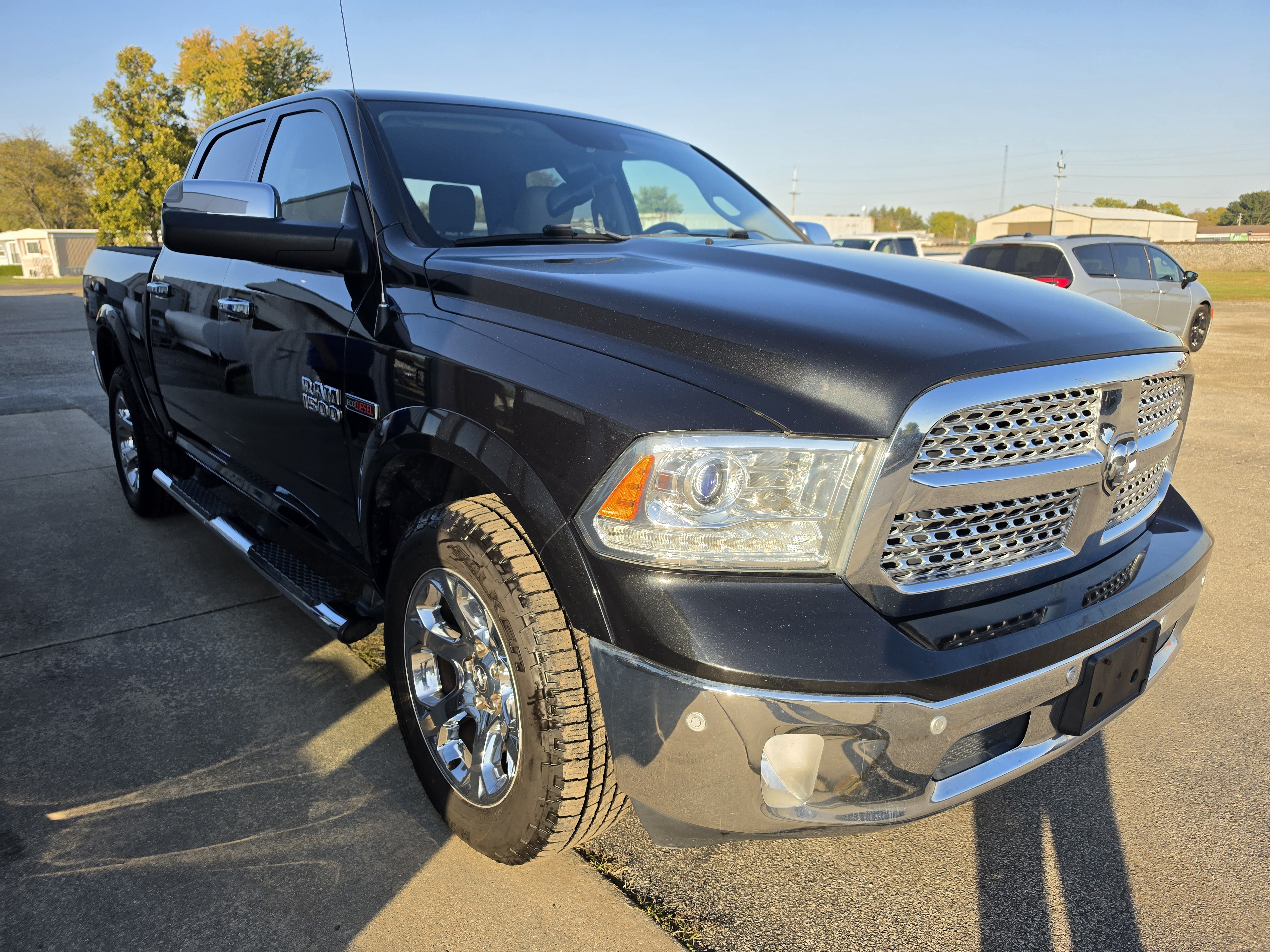 2017 Ram 1500 Laramie 4x4 Crew Cab 57 Box