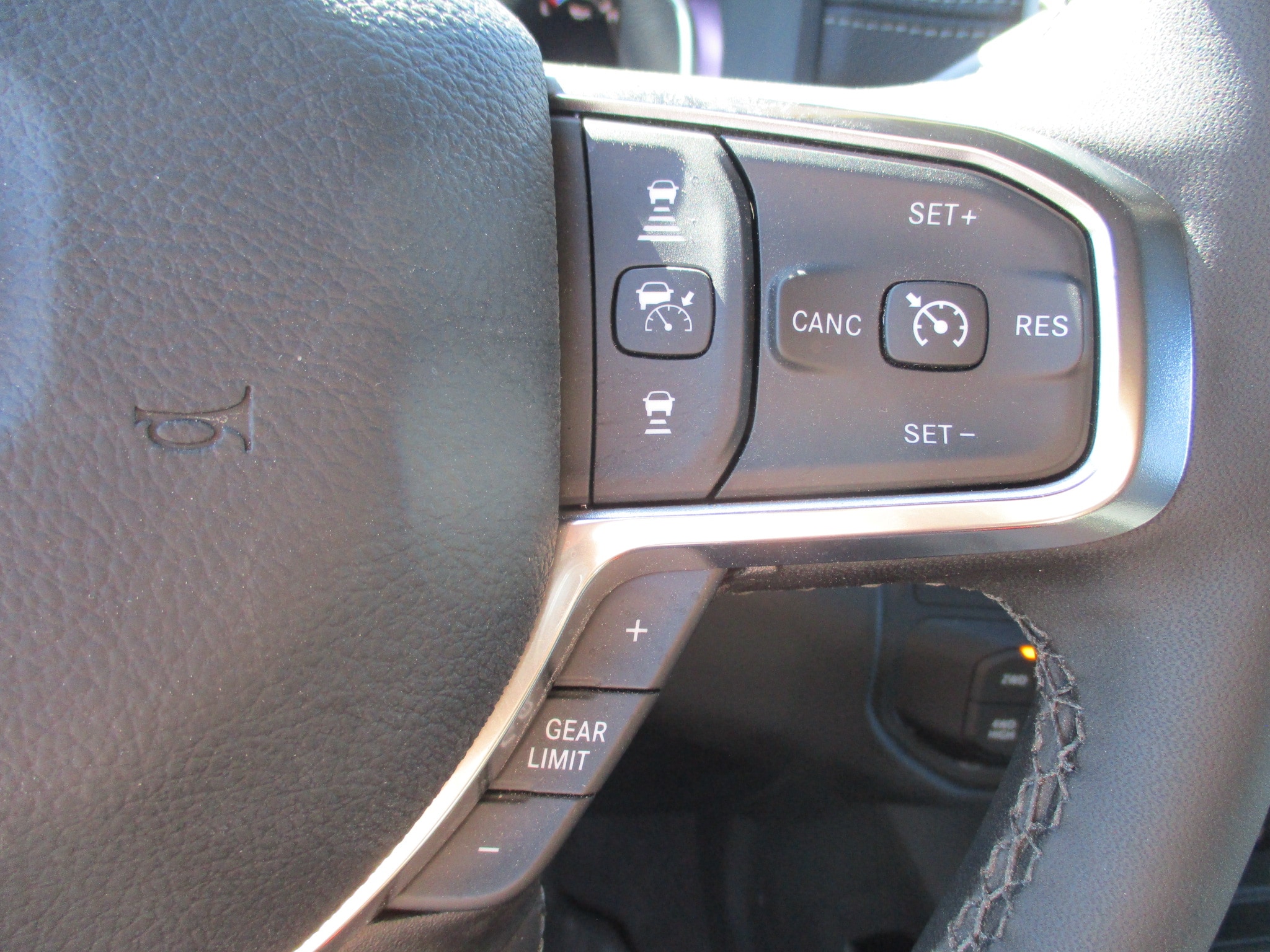 2025 RAM Ram 2500 Pickup Laramie - Photo 21