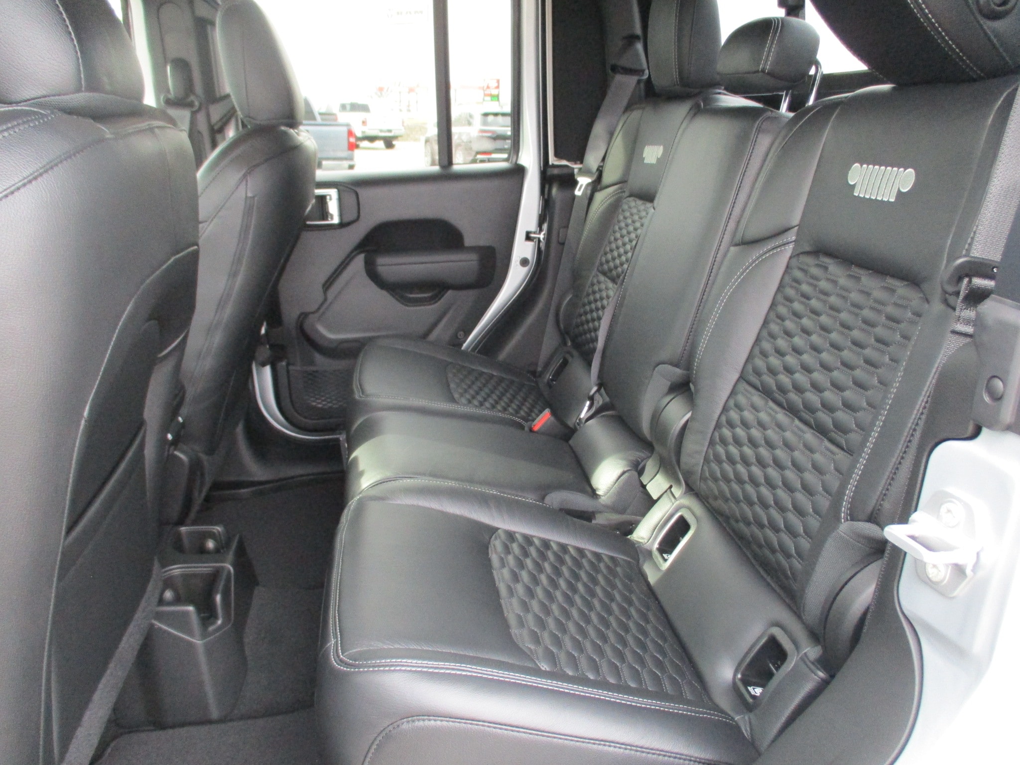 2023 Jeep Gladiator Sport S - Photo 42