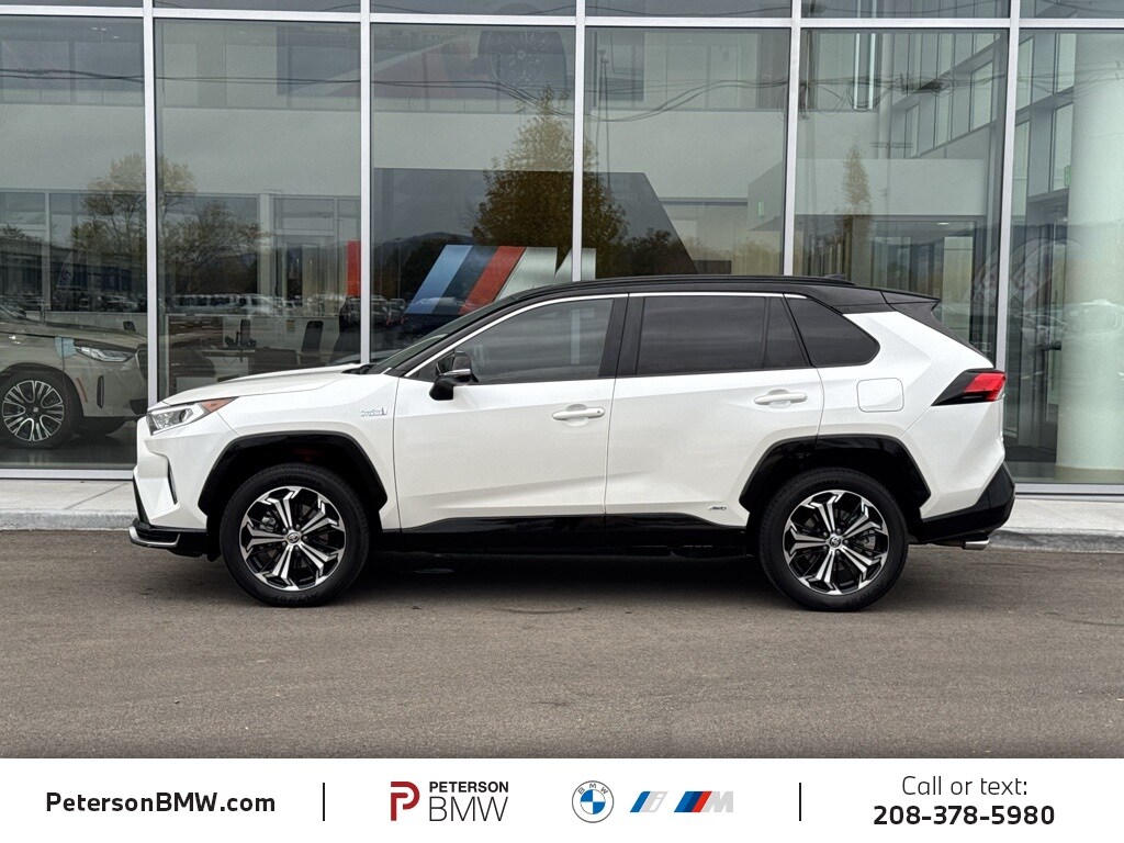 2021 Toyota RAV4 Prime XSE photo 3