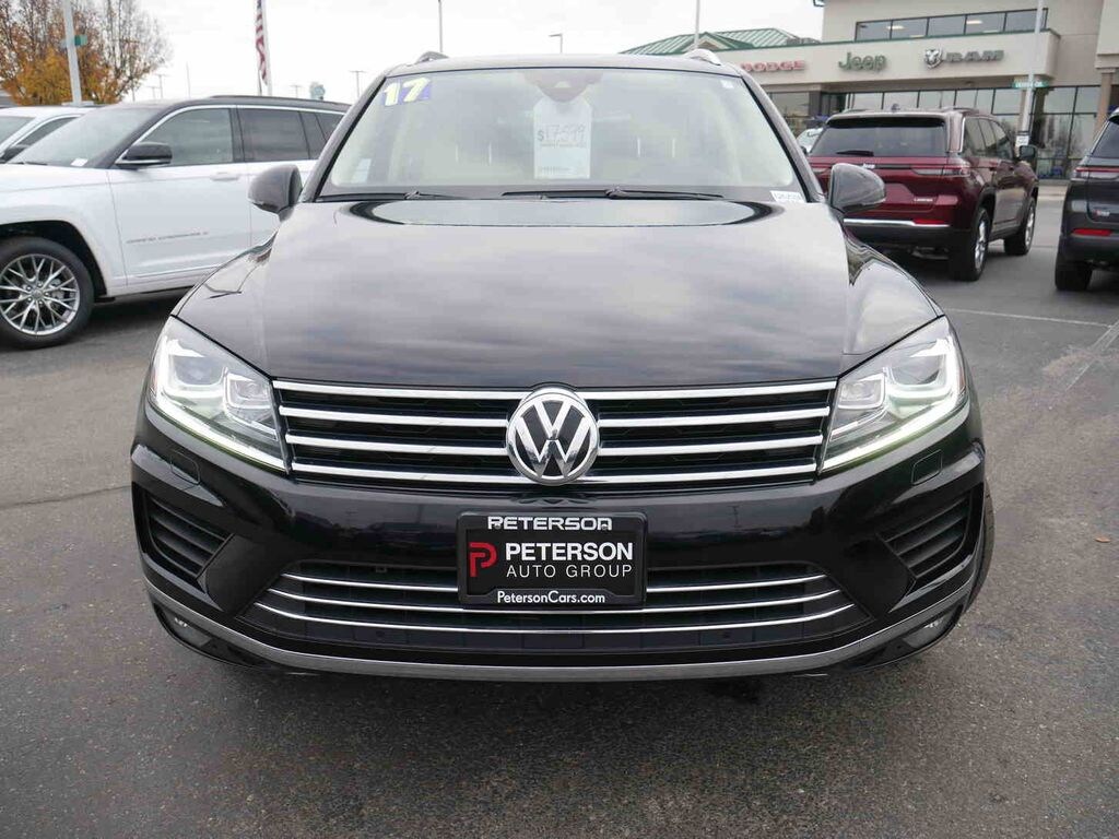 Used 2017 Volkswagen Touareg V6 Sport SUV