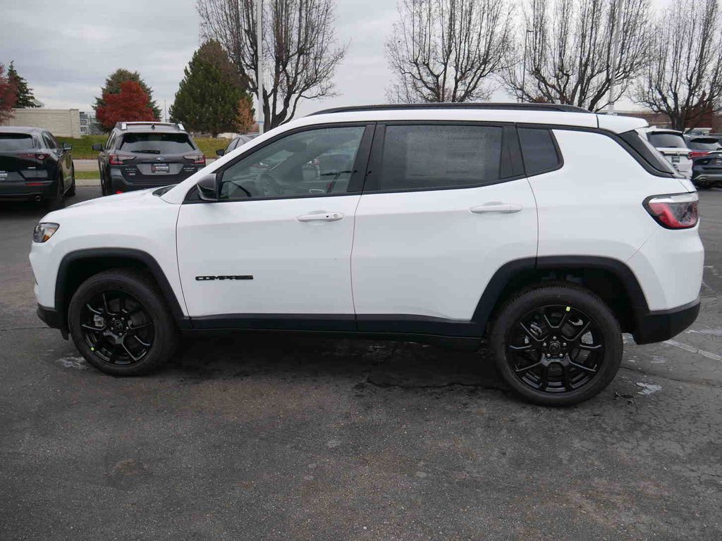 2026 Jeep Compass Altitude - Photo 16