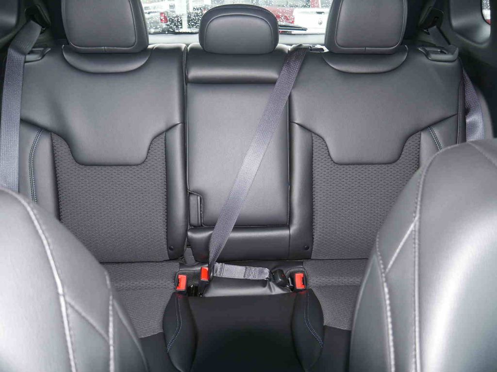 2026 Jeep Compass Altitude - Photo 33