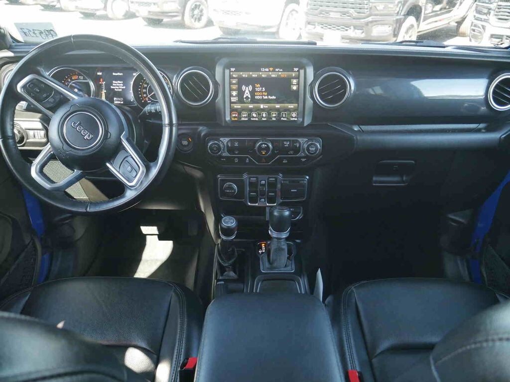 Used 2022 Jeep Wrangler Unlimited Sahara Altitude SUV