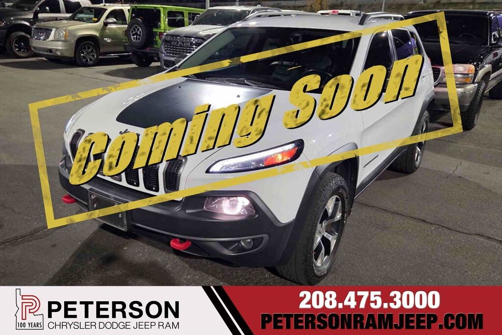 Used 2016 Jeep Cherokee Trailhawk SUV