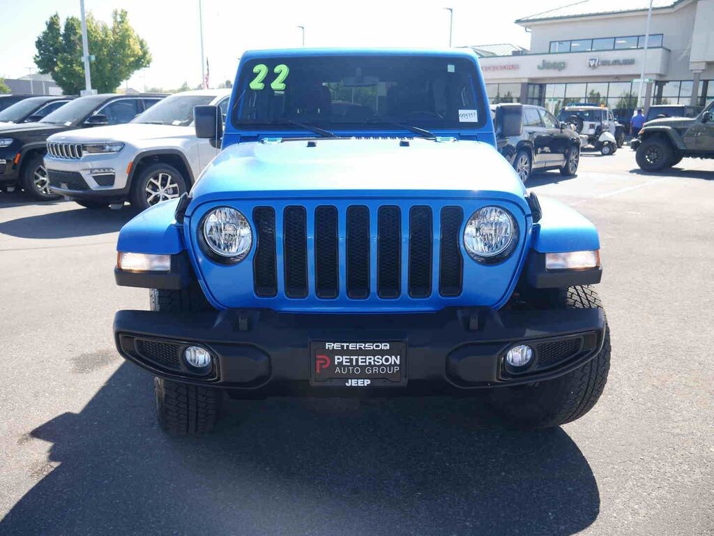 Used 2022 Jeep Wrangler Unlimited Sahara Altitude SUV