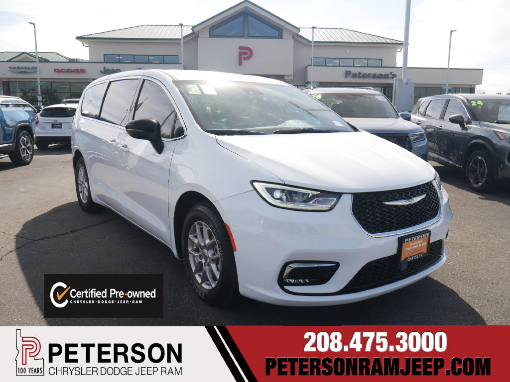 2025 Chrysler Pacifica Select