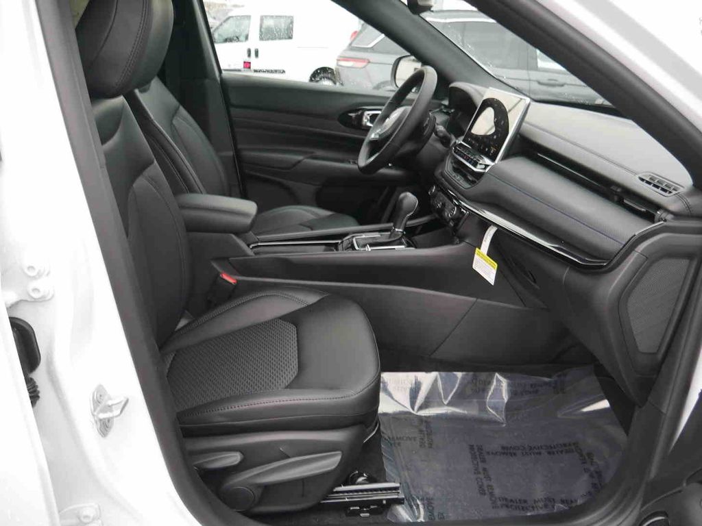 2026 Jeep Compass Altitude - Photo 24