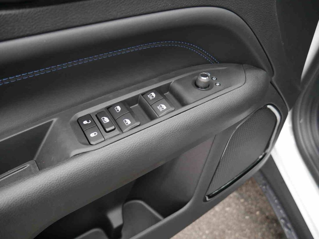 2026 Jeep Compass Altitude - Photo 27