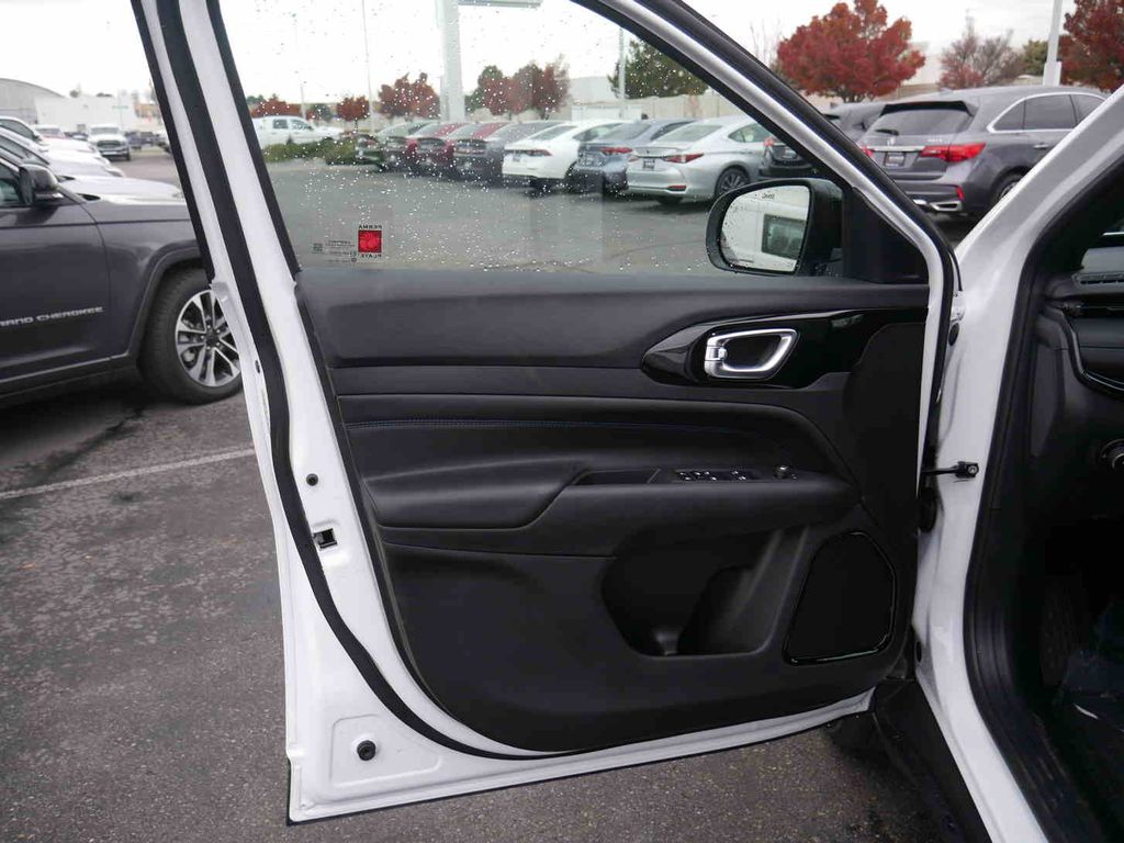 2026 Jeep Compass Altitude - Photo 26