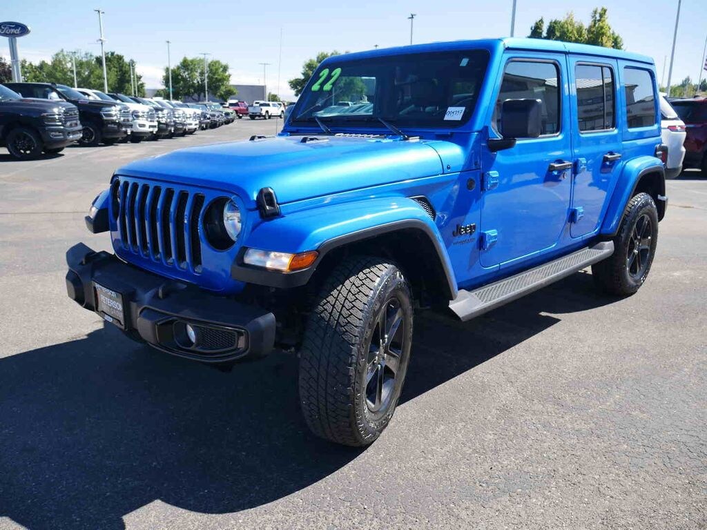 Used 2022 Jeep Wrangler Unlimited Sahara Altitude SUV