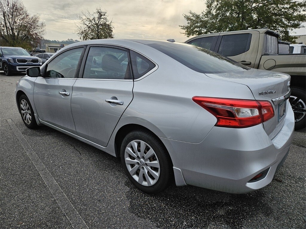 Used 2016 Nissan Sentra SV Sedan