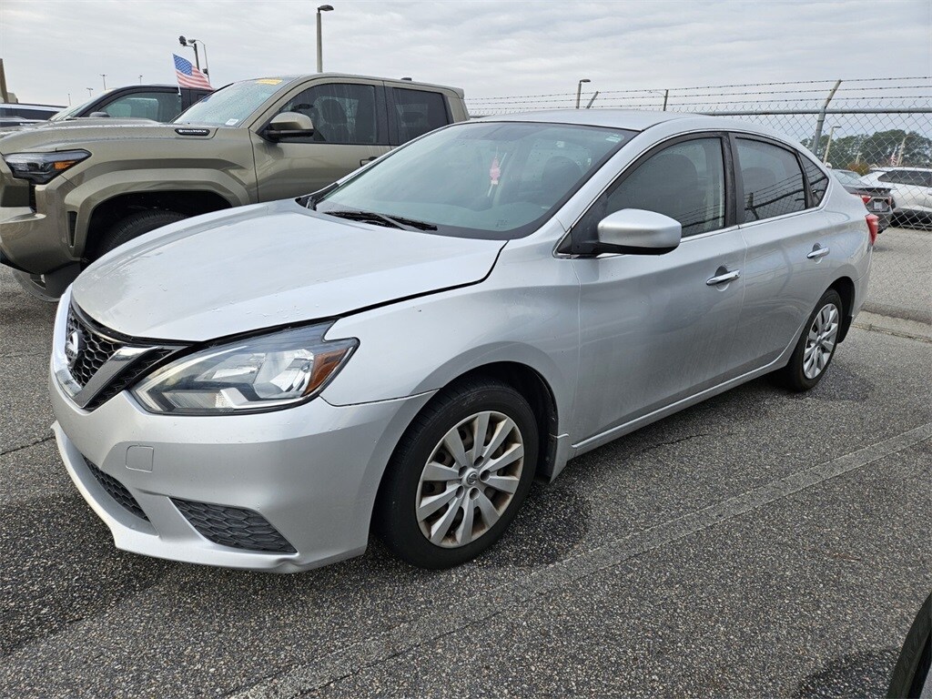 Used 2016 Nissan Sentra SV Sedan