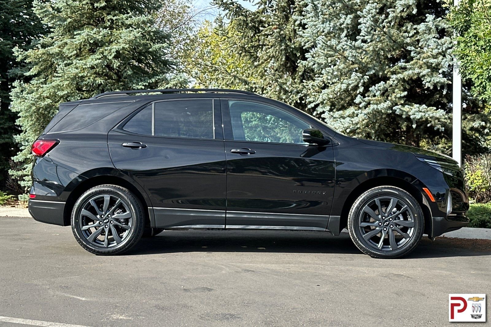 2022 Chevrolet Equinox RS photo 3
