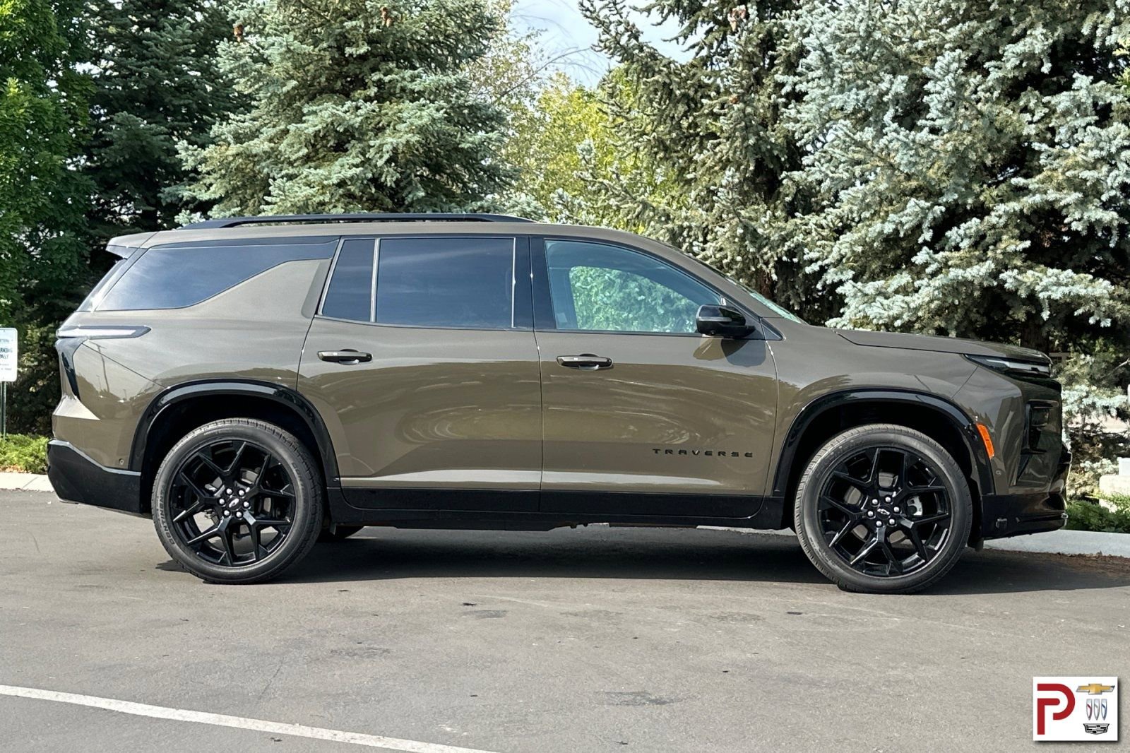 2024 Chevrolet Traverse RS photo 3