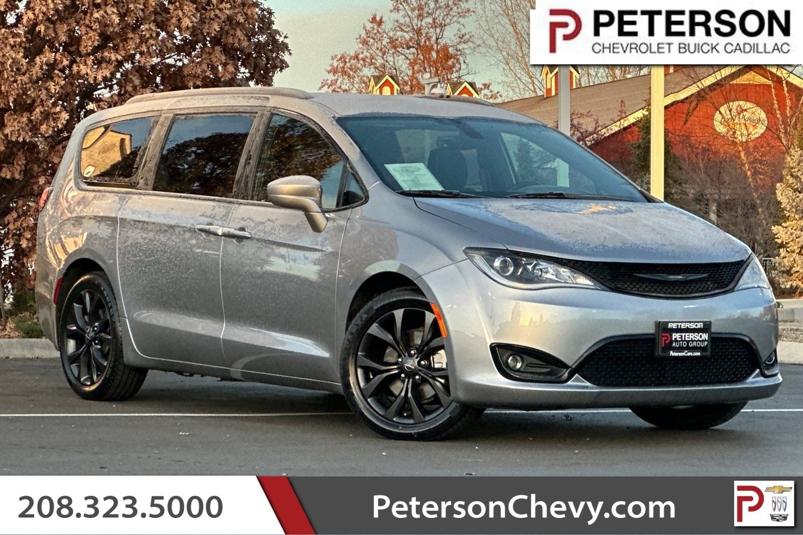 2019 Chrysler Pacifica Touring Plus's photo