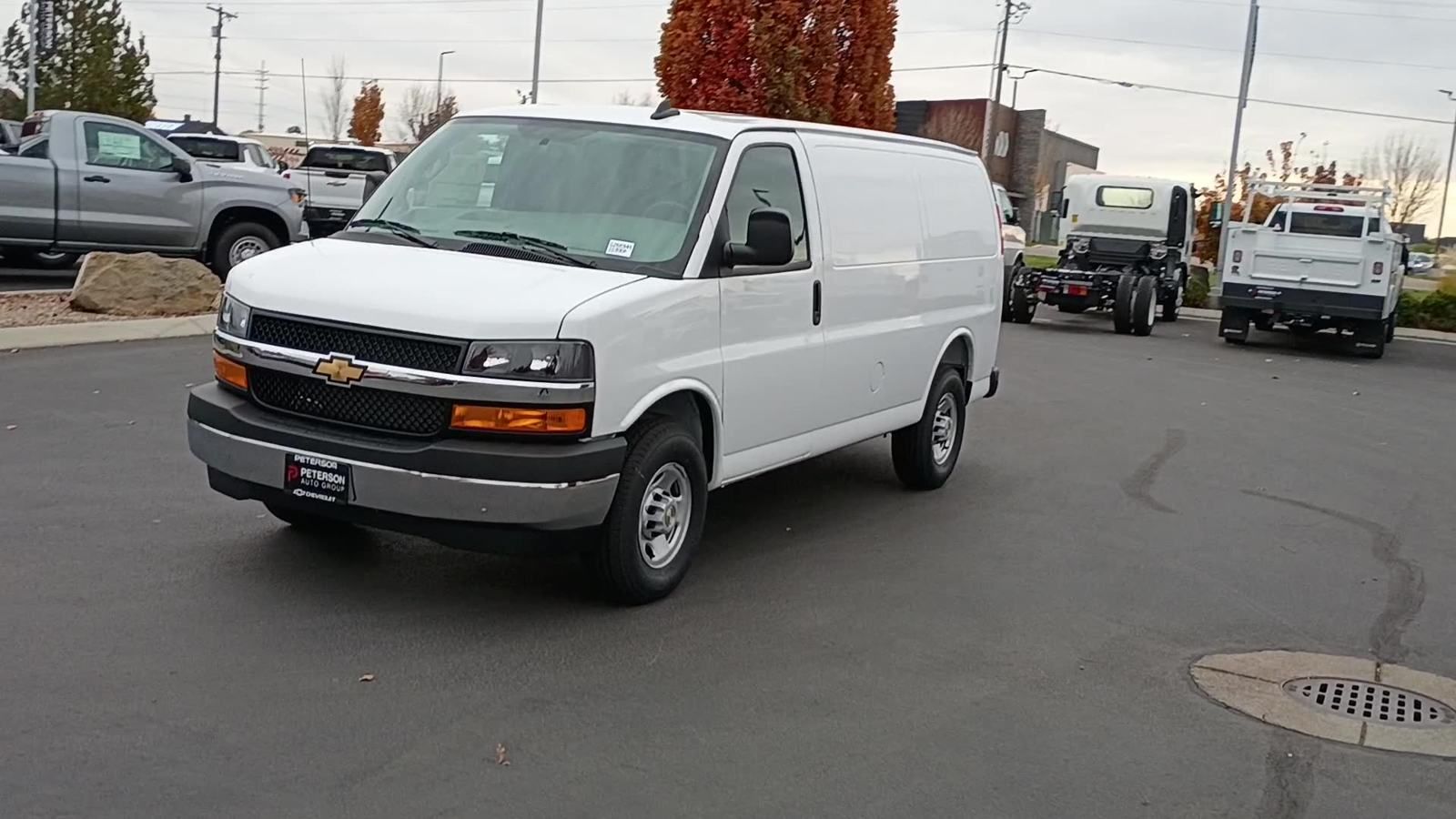 2025 Chevrolet Express Cargo Work Van's photo