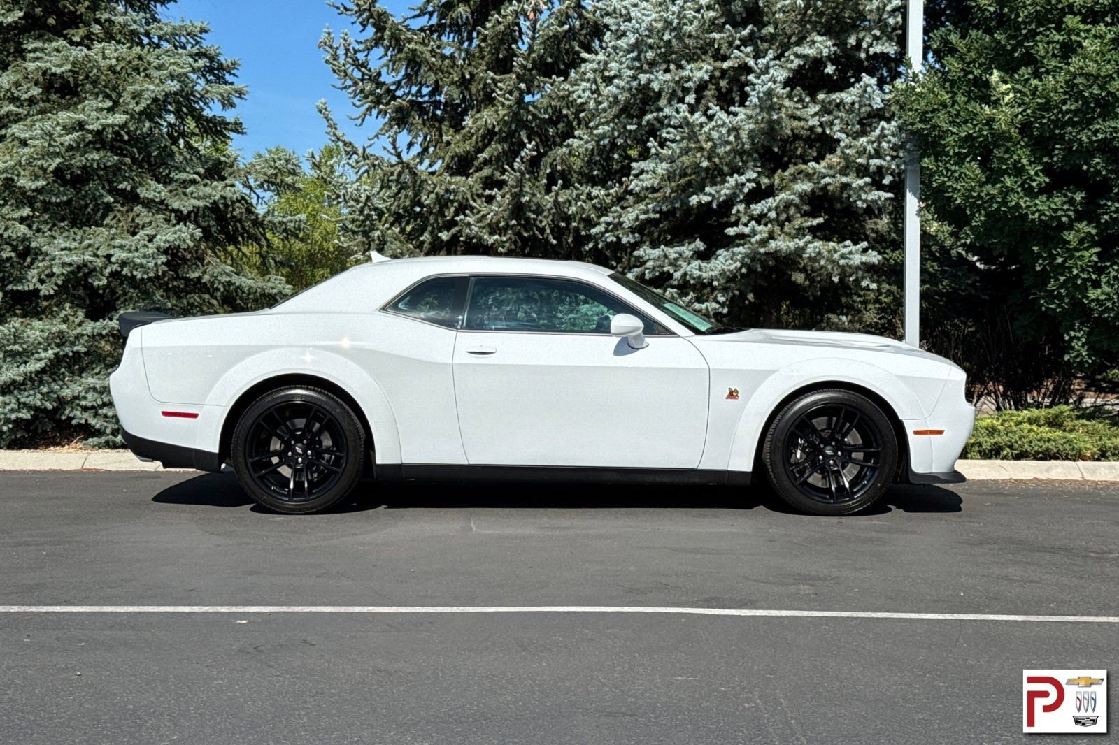 2023 Dodge Challenger R/T Scat Pack Widebody photo 3