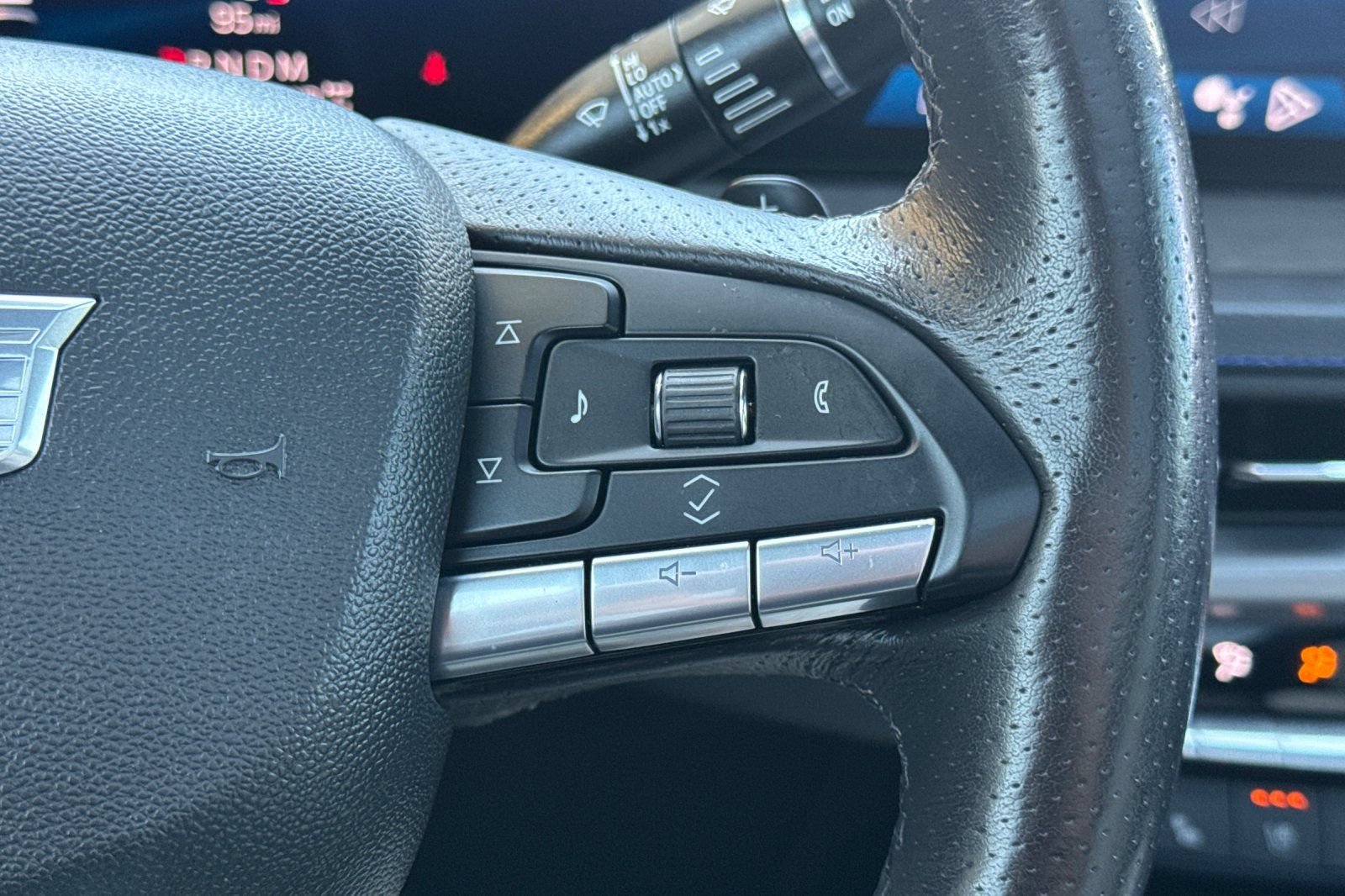 2024 Cadillac XT4 Sport - Photo 28