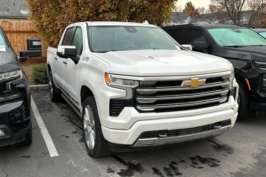 Certified 2024 Chevrolet Silverado 1500 High Country 4WD Crew Cab 147 High Country
