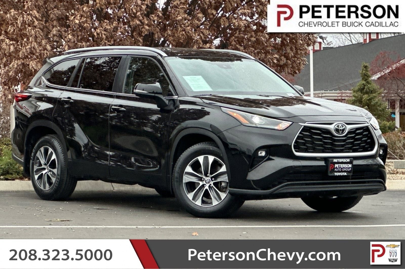 2024 Toyota Highlander LE's photo