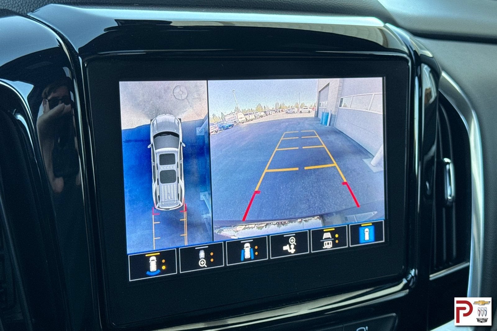 2023 Chevrolet Traverse Premier - Photo 25
