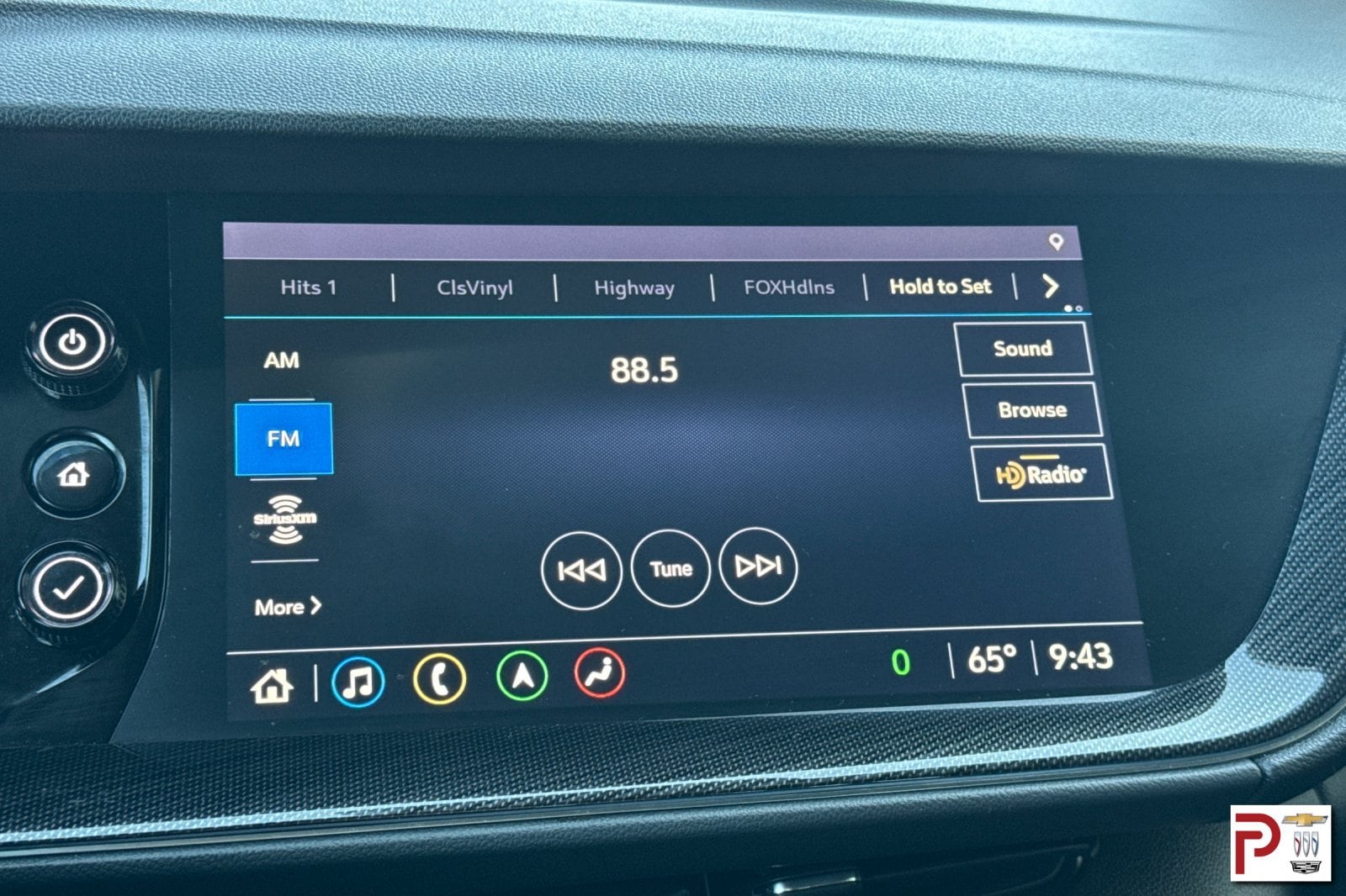 2021 Buick Envision Essence - Photo 22