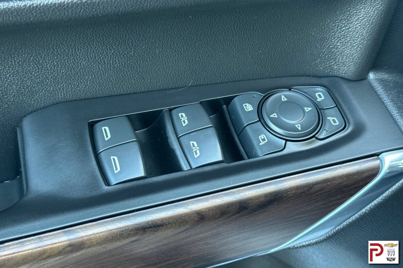 2020 GMC Sierra 1500 SLT - Photo 13