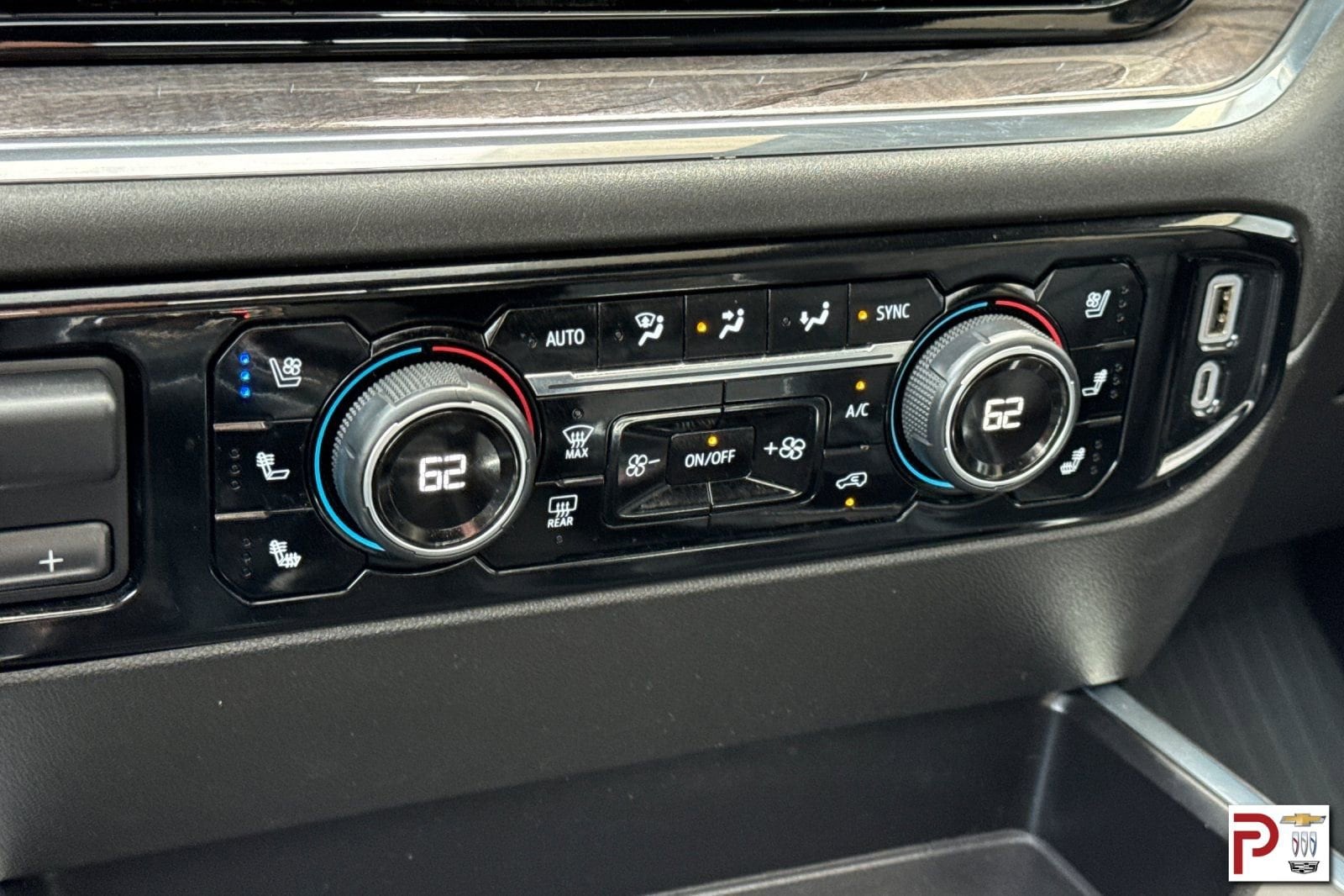 2023 Chevrolet Silverado 1500 LTZ - Photo 23