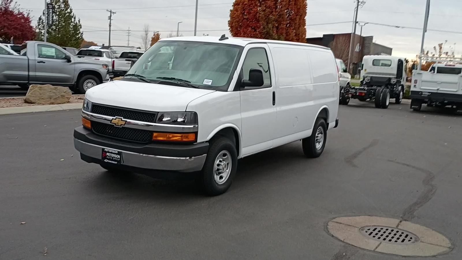 2025 Chevrolet Express Cargo Work Van's photo