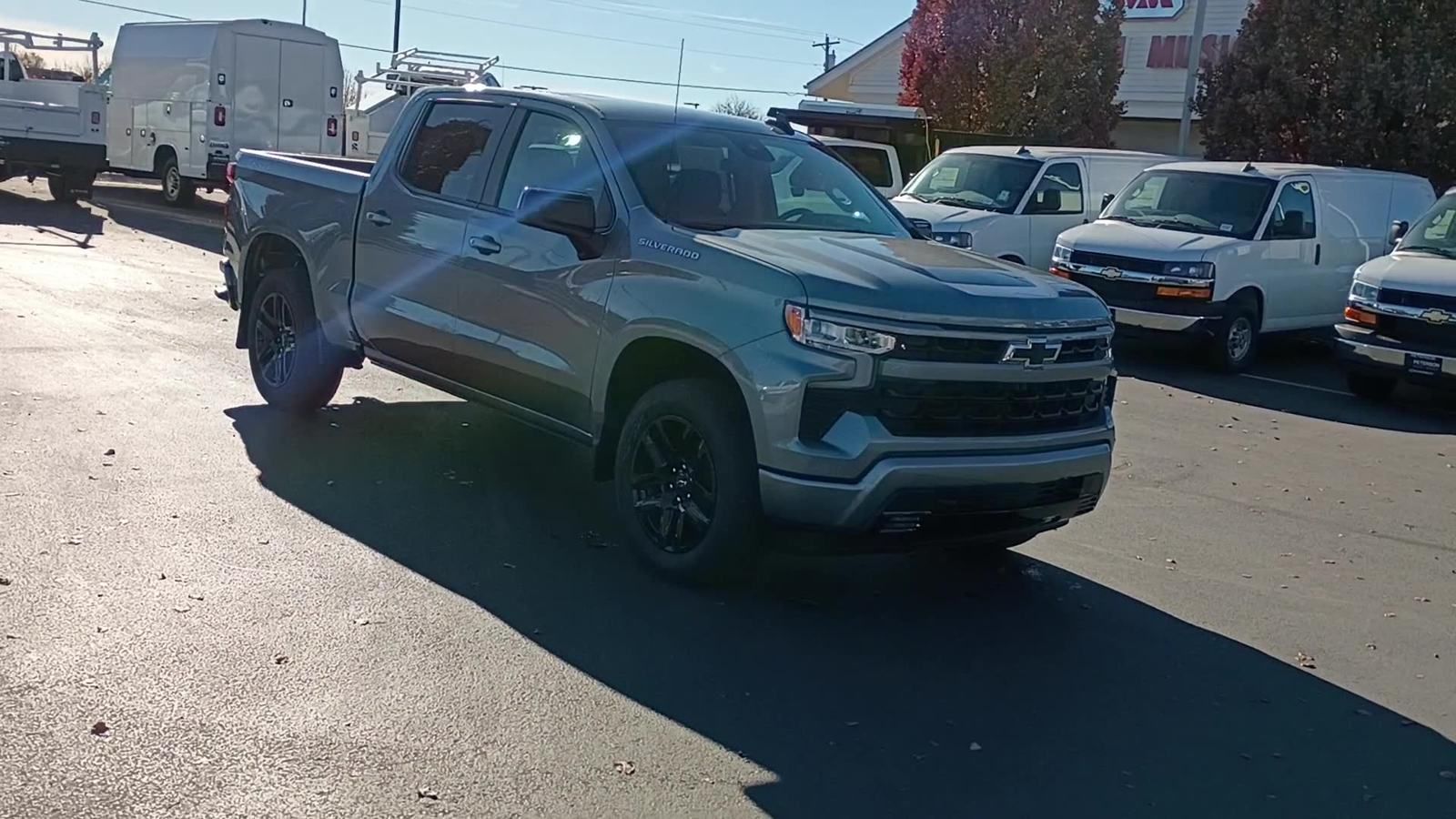 2026 Chevrolet Silverado 1500 RST photo 2