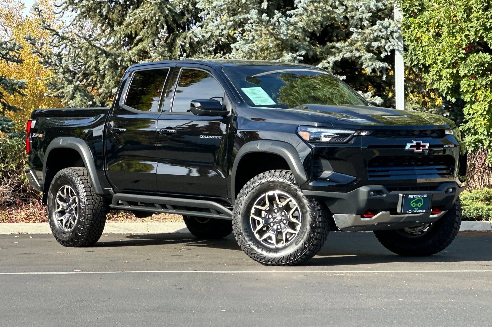 2024 Chevrolet Colorado ZR2 photo 2