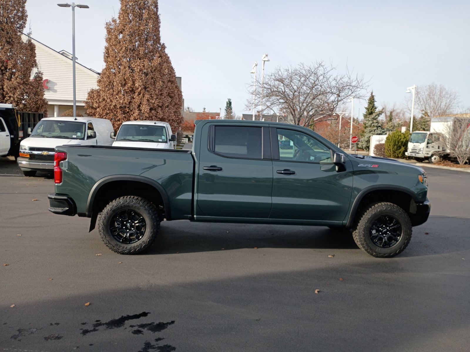 2026 Chevrolet Silverado 1500 ZR2 photo 2