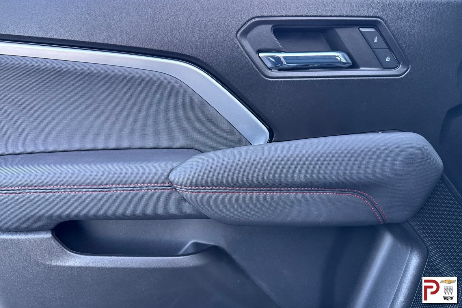 2023 Chevrolet Colorado Z71 - Photo 11