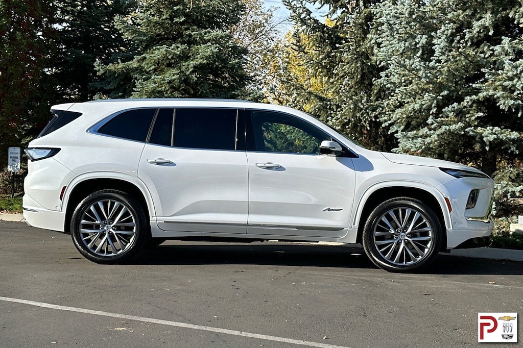 Certified 2025 Buick Enclave Avenir Avenir