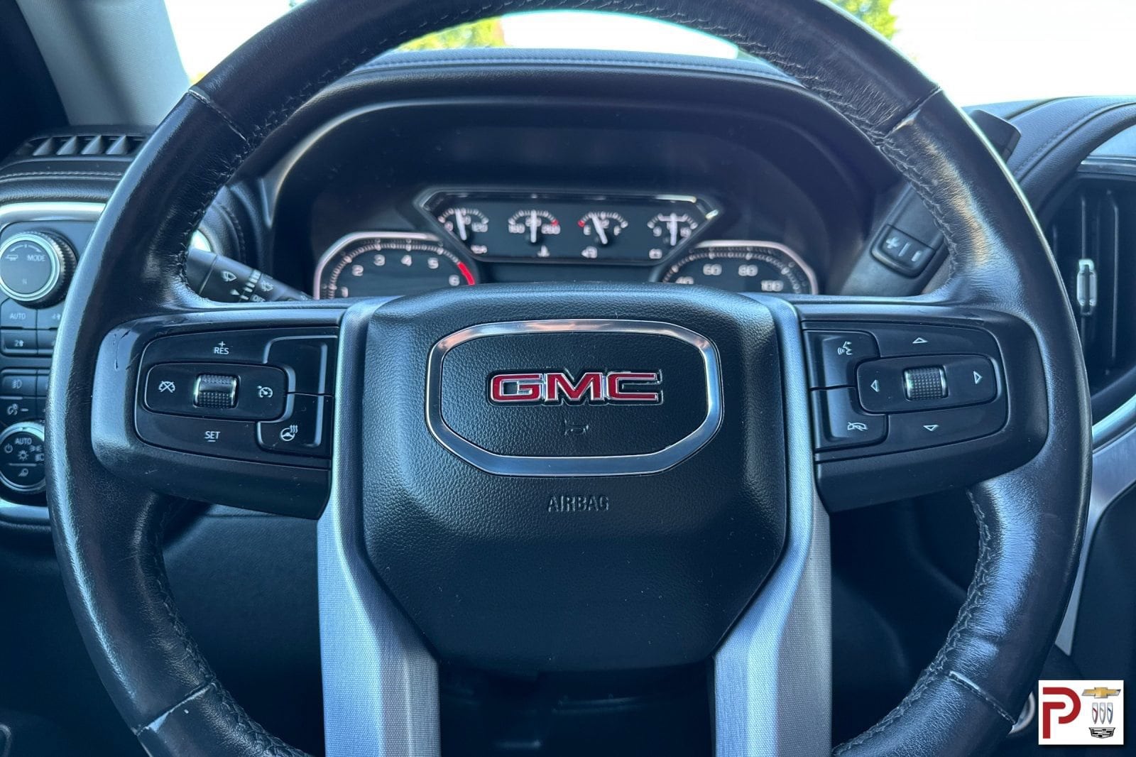 2020 GMC Sierra 1500 SLT - Photo 25