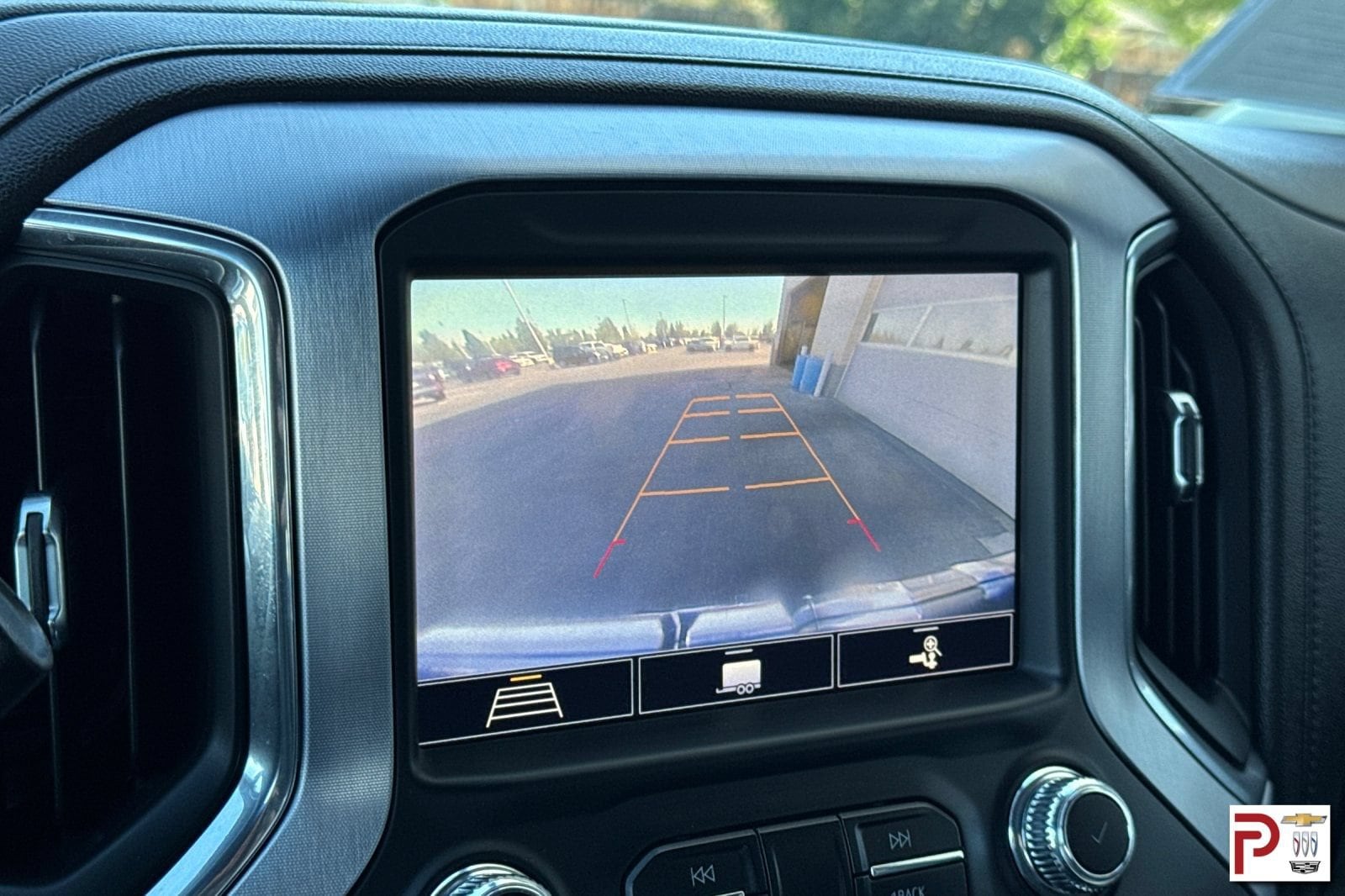 2020 GMC Sierra 1500 SLT - Photo 21