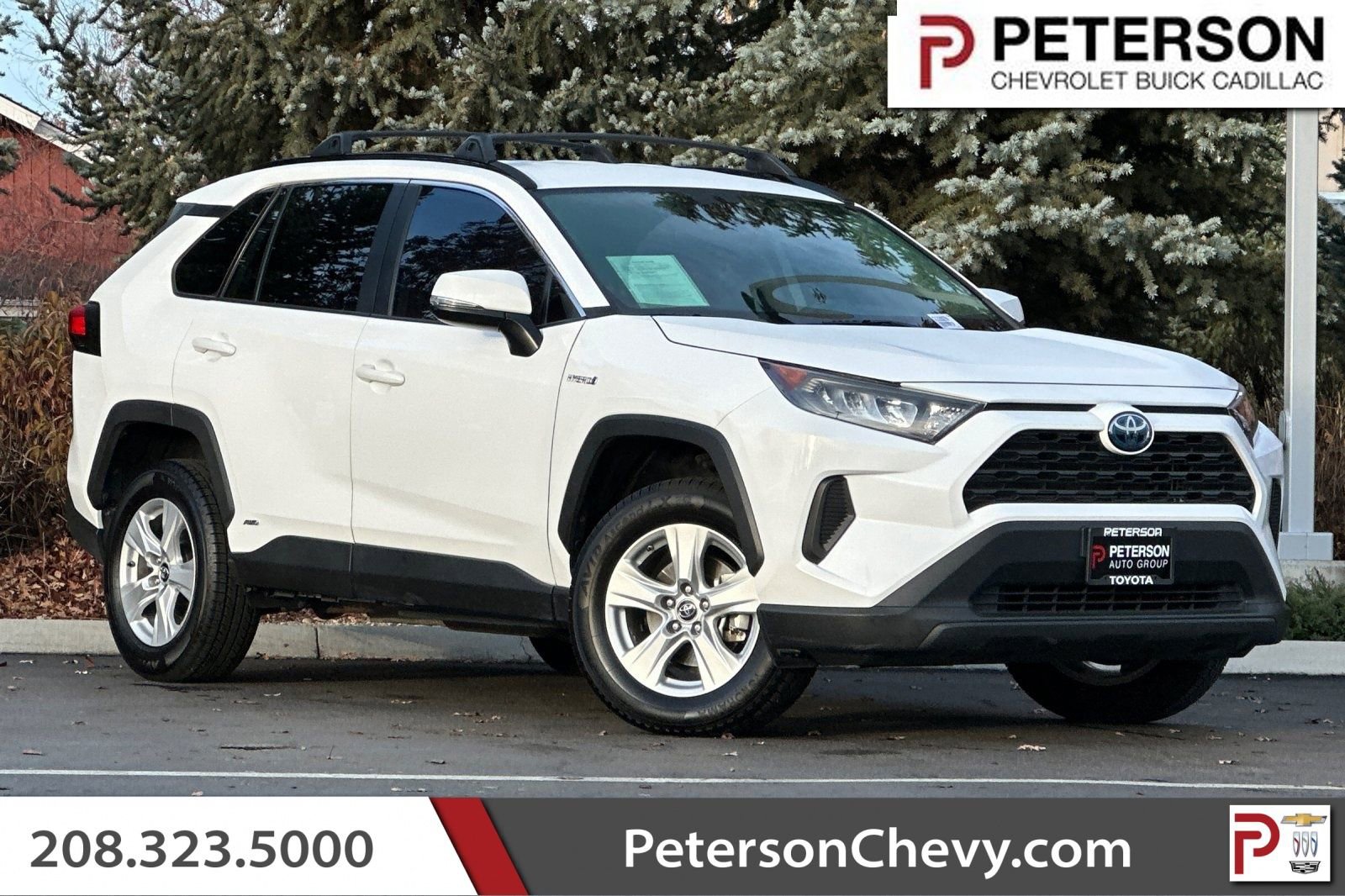 2021 Toyota RAV4 LE's photo