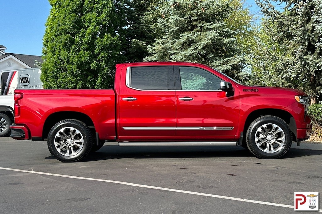 Certified 2022 Chevrolet Silverado 1500 High Country 4WD Crew Cab 147 High Country