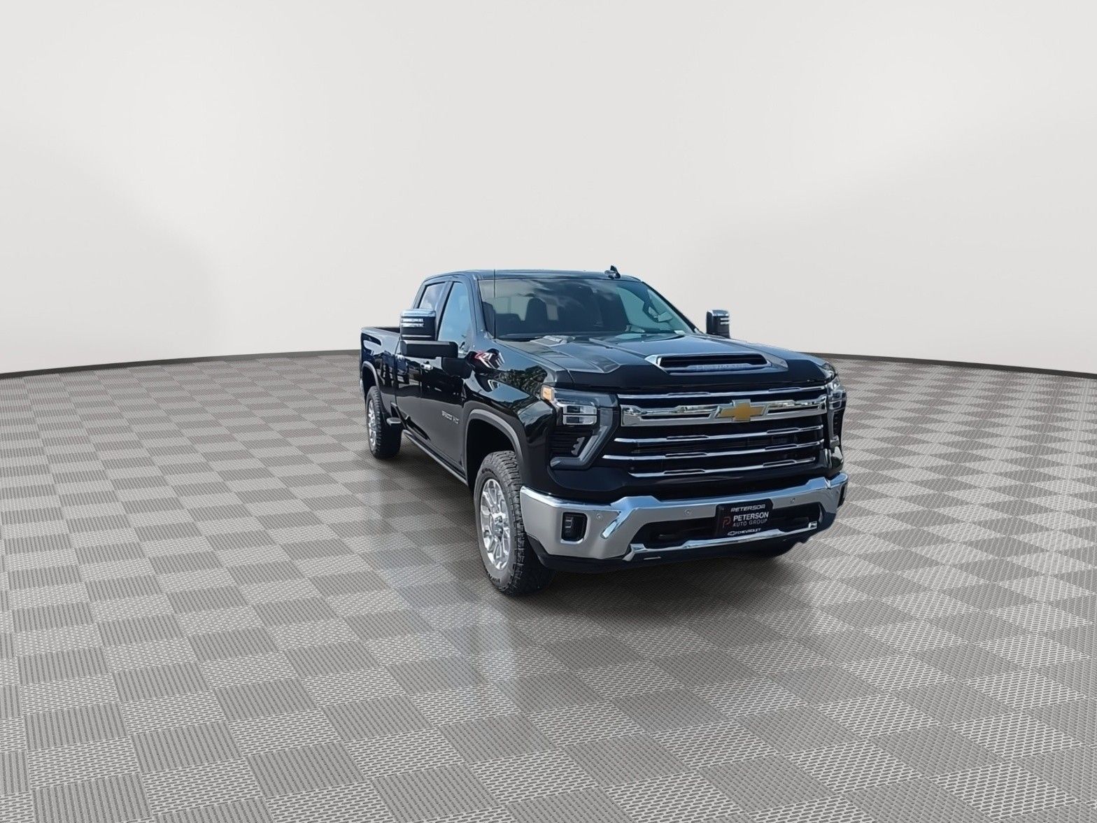 2025 Chevrolet Silverado 3500HD LTZ photo 2