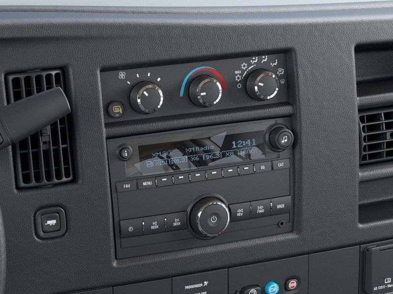 2025 Chevrolet Express Cargo Work Van - Photo 20
