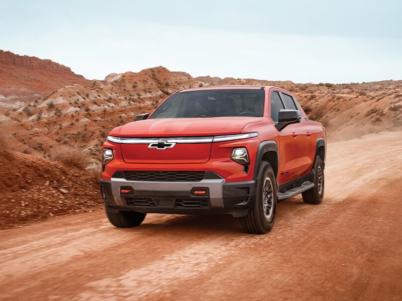 2026-Cherovlet-SilveradoEV-TrailBoss-Truck-L01-809x607.jpg